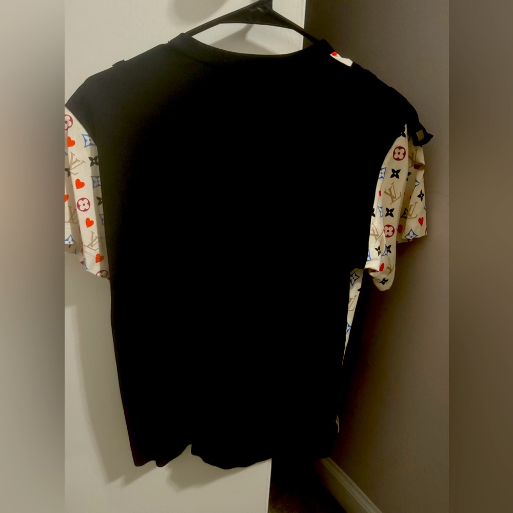 Louis Vuitton Women’s Game On Tshirt Size Small - Picture 2 of 5